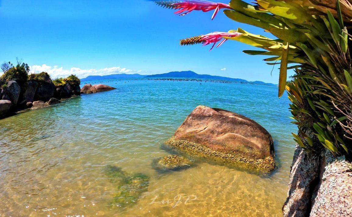 Villa Dos Ganchos โกเวร์นาดอร์ เซลโซ รามอส ภายนอก รูปภาพ