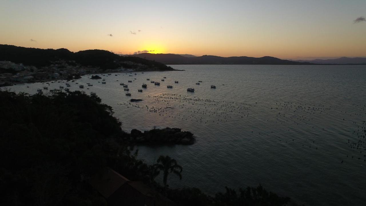 Villa Dos Ganchos โกเวร์นาดอร์ เซลโซ รามอส ภายนอก รูปภาพ