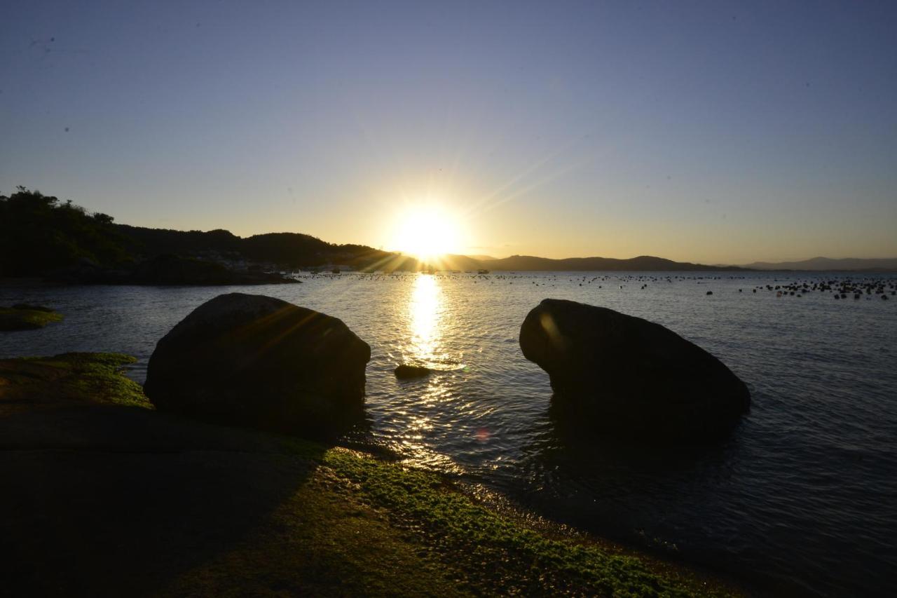 Villa Dos Ganchos โกเวร์นาดอร์ เซลโซ รามอส ภายนอก รูปภาพ